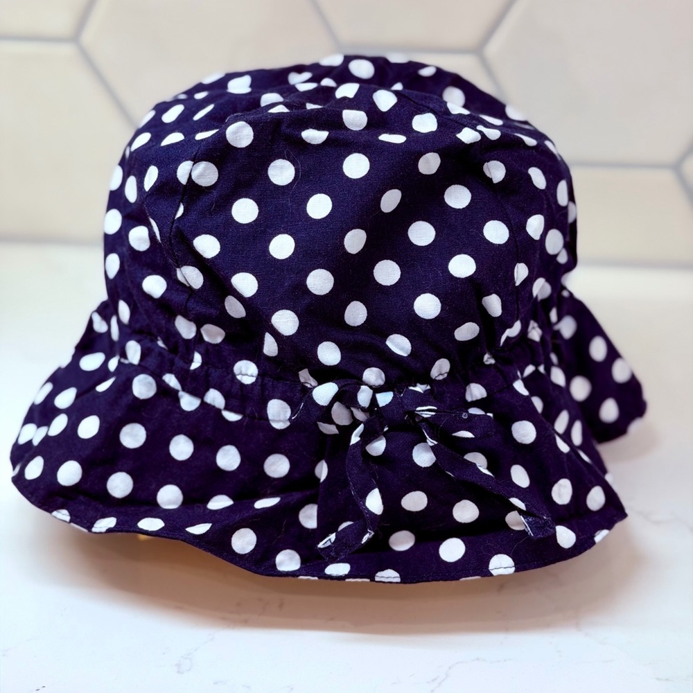 BABY GAP - Bucket Sun Hat Blue with White Polka Dots Toddler Size M/L